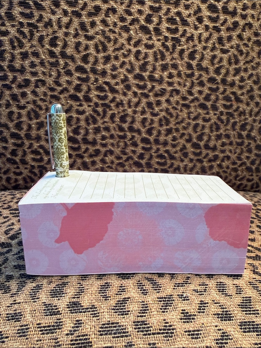 Green Patterned Pen and Notepad Block Set - Stylish Home Office Stationery